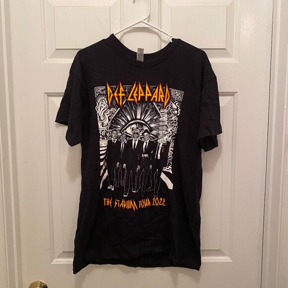 Gildan Other - NWT Def Leppard Men' 2022 Stadium Concert Tour Black White Red  T-Shirt Large
